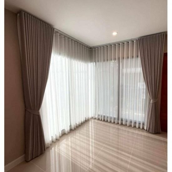 ม่านสองชั้นสำหรับหน้าต่างเข้ามุม